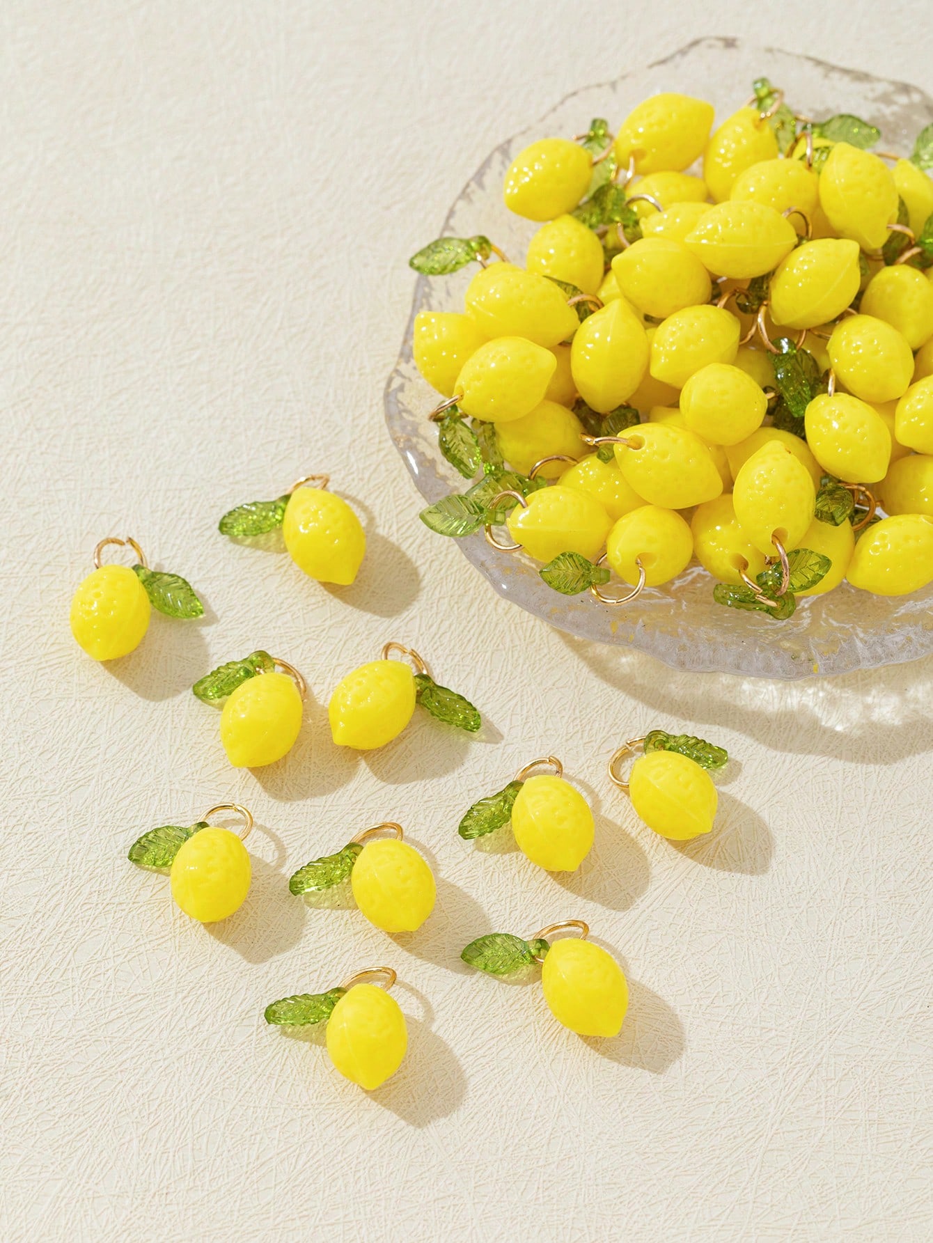 Resin Craft Supplies - 10 piezas de dijes de resina